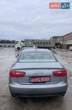 Седан Audi A6 2013 в 
