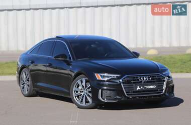 Седан Audi A6 2019 в 