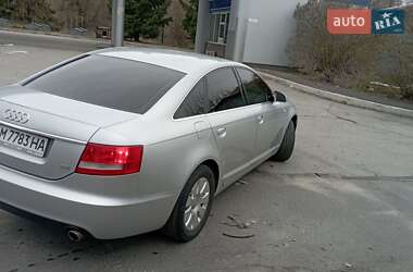 Седан Audi A6 2004 в 