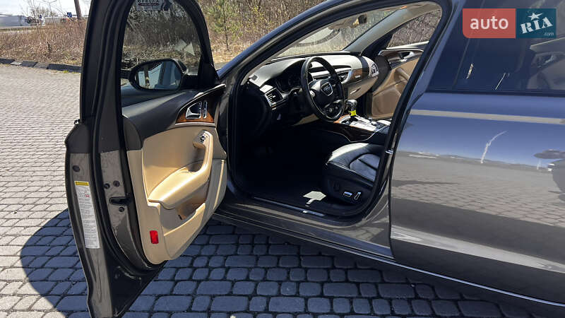 Седан Audi A6 2013 в Рава-Русской