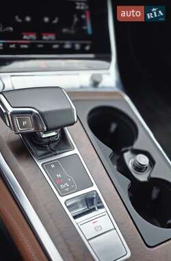 Седан Audi A6 2018 в 