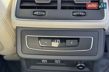 Седан Audi A6 2019 в 