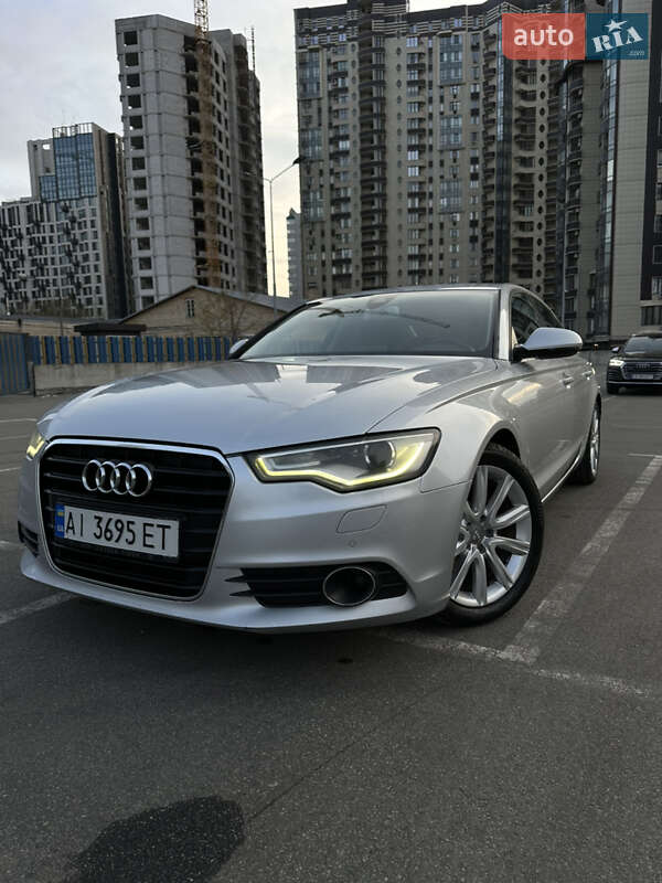 Седан Audi A6 2012 в 