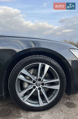 Универсал Audi A6 2019 в 