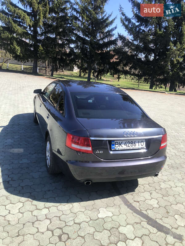 Седан Audi A6 2005 в Дубно