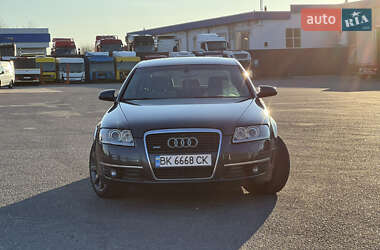 Седан Audi A6 2004 в 