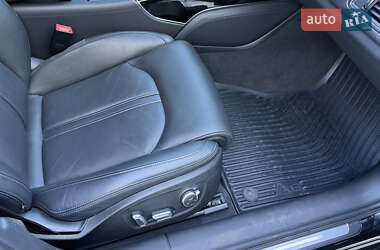 Седан Audi A6 2017 в 