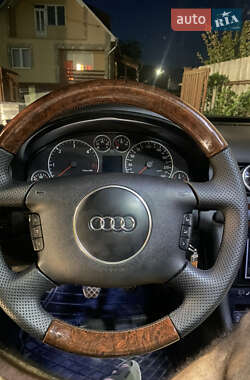 Седан Audi A6 2002 в 