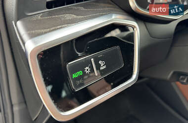 Седан Audi A6 2019 в 