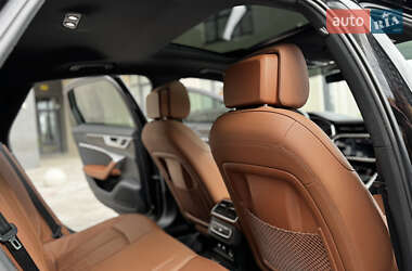 Седан Audi A6 2019 в 