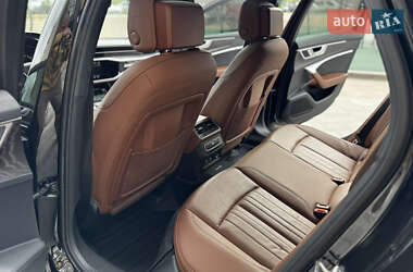 Седан Audi A6 2019 в 