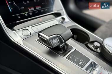 Универсал Audi A6 2019 в 