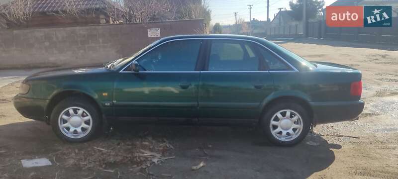 Седан Audi A6 1997 в Костополе