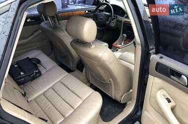 Седан Audi A6 2002 в 