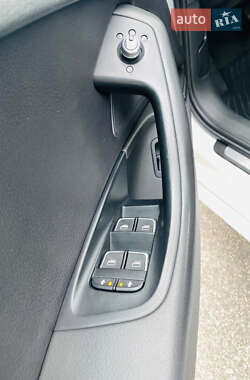 Седан Audi A6 2014 в 