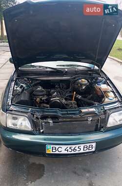 Седан Audi A6 1996 в 