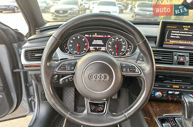 Седан Audi A6 2015 в 