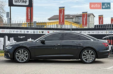 Седан Audi A6 2018 в 