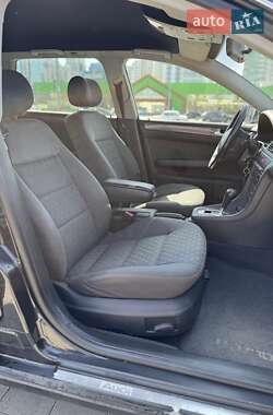 Универсал Audi A6 2003 в 