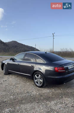 Седан Audi A6 2004 в 