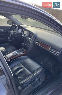 Седан Audi A6 2004 в 