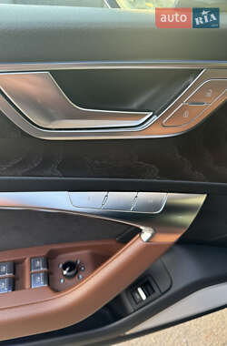 Универсал Audi A6 2019 в 