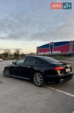 Седан Audi A6 2015 в 