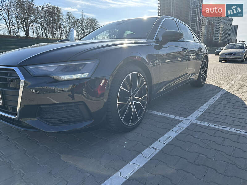 Седан Audi A6 2018 в Киеве