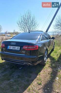 Седан Audi A6 2010 в 