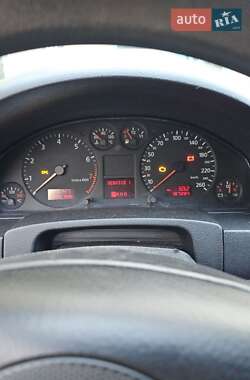 Універсал Audi A6 2001 в 