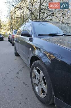 Універсал Audi A6 2001 в 