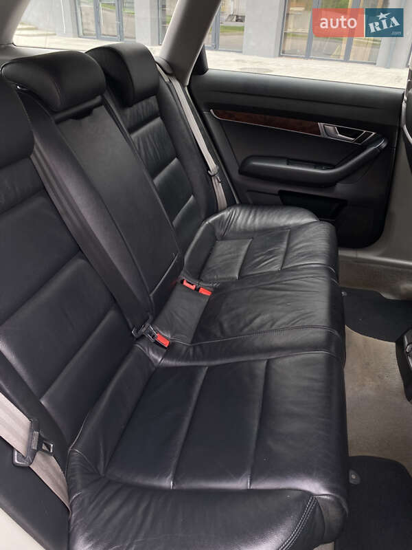 Универсал Audi A6 2005 в Новояворовске