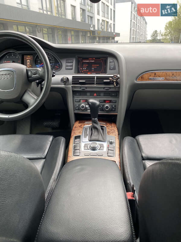 Универсал Audi A6 2005 в Новояворовске