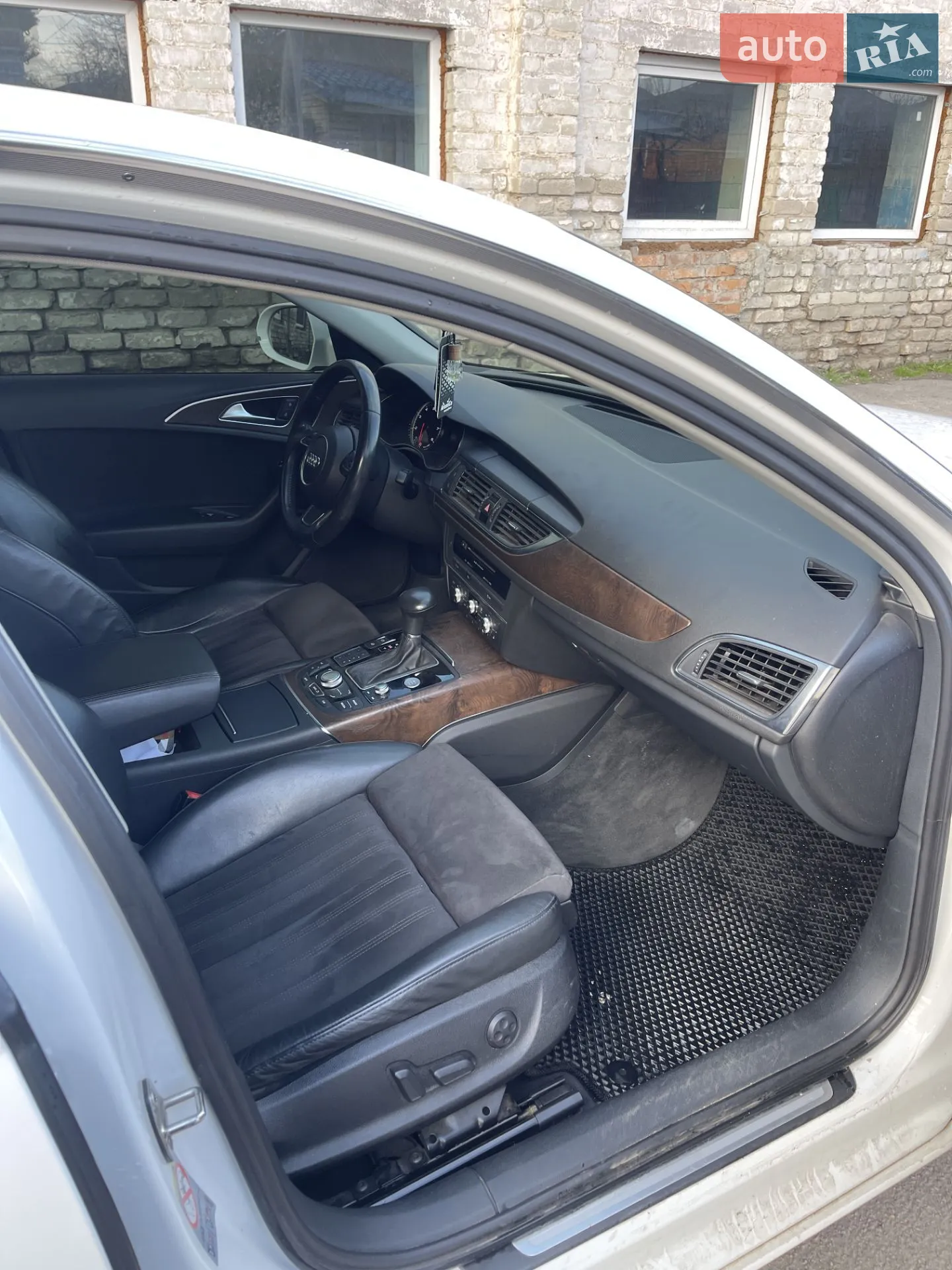 2011 Audi A6 - мініатюра 34