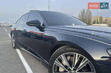 Седан Audi A6 2019 в 
