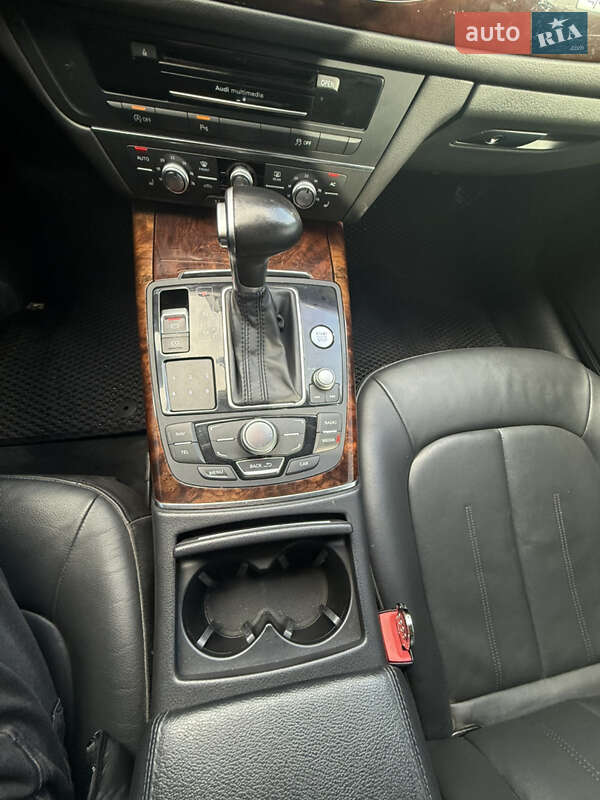 Седан Audi A6 2013 в Черновцах