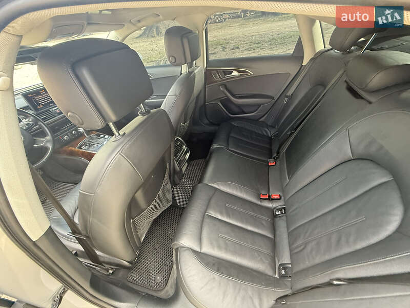 Седан Audi A6 2013 в Черновцах
