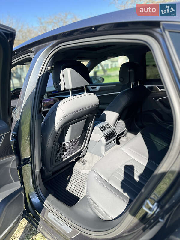 Седан Audi A6 2020 в Киеве