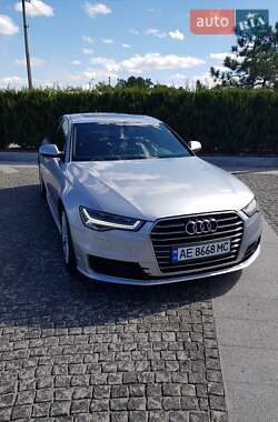 Седан Audi A6 2016 в 