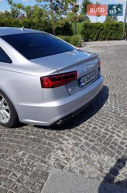 Седан Audi A6 2016 в 