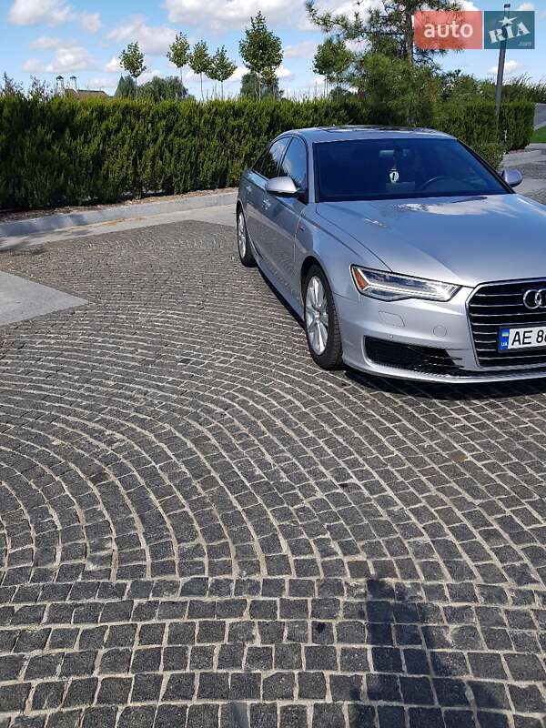 Седан Audi A6 2016 в Днепре