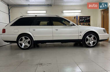 Универсал Audi A6 1996 в 