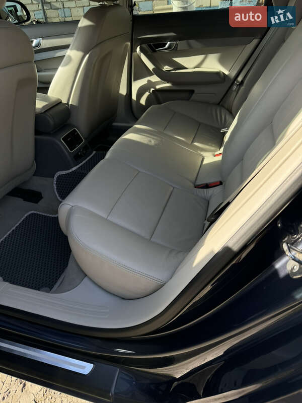 Універсал Audi A6 2010 в Житомирі
