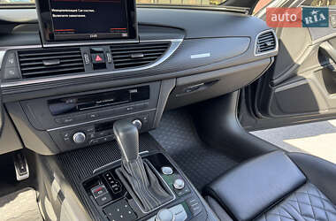 Седан Audi A6 2015 в 