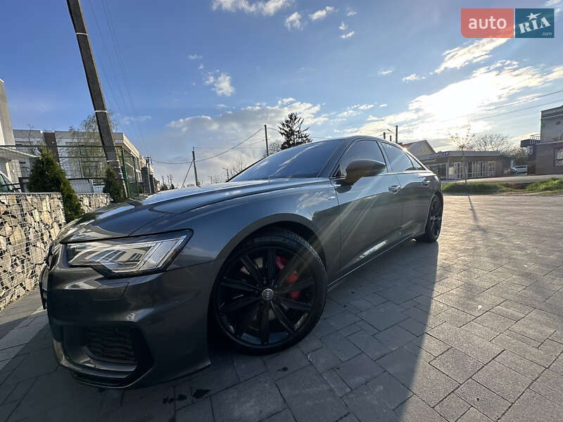 Седан Audi A6 2020 в 