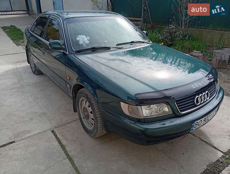 Седан Audi A6 1996 в Борщеве