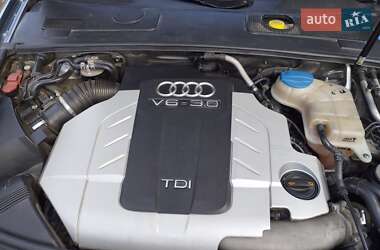 Седан Audi A6 2010 в 