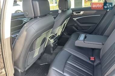 Седан Audi A6 2019 в 