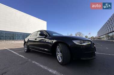 Седан Audi A6 2012 в 