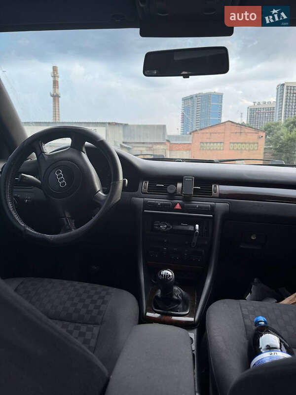 Седан Audi A6 1998 в Киеве
